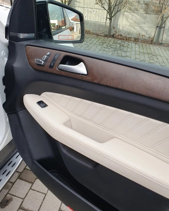 Mercedes-Benz GLE cena 224900 przebieg: 111000, rok produkcji 2018 z Dzierżoniów małe 631